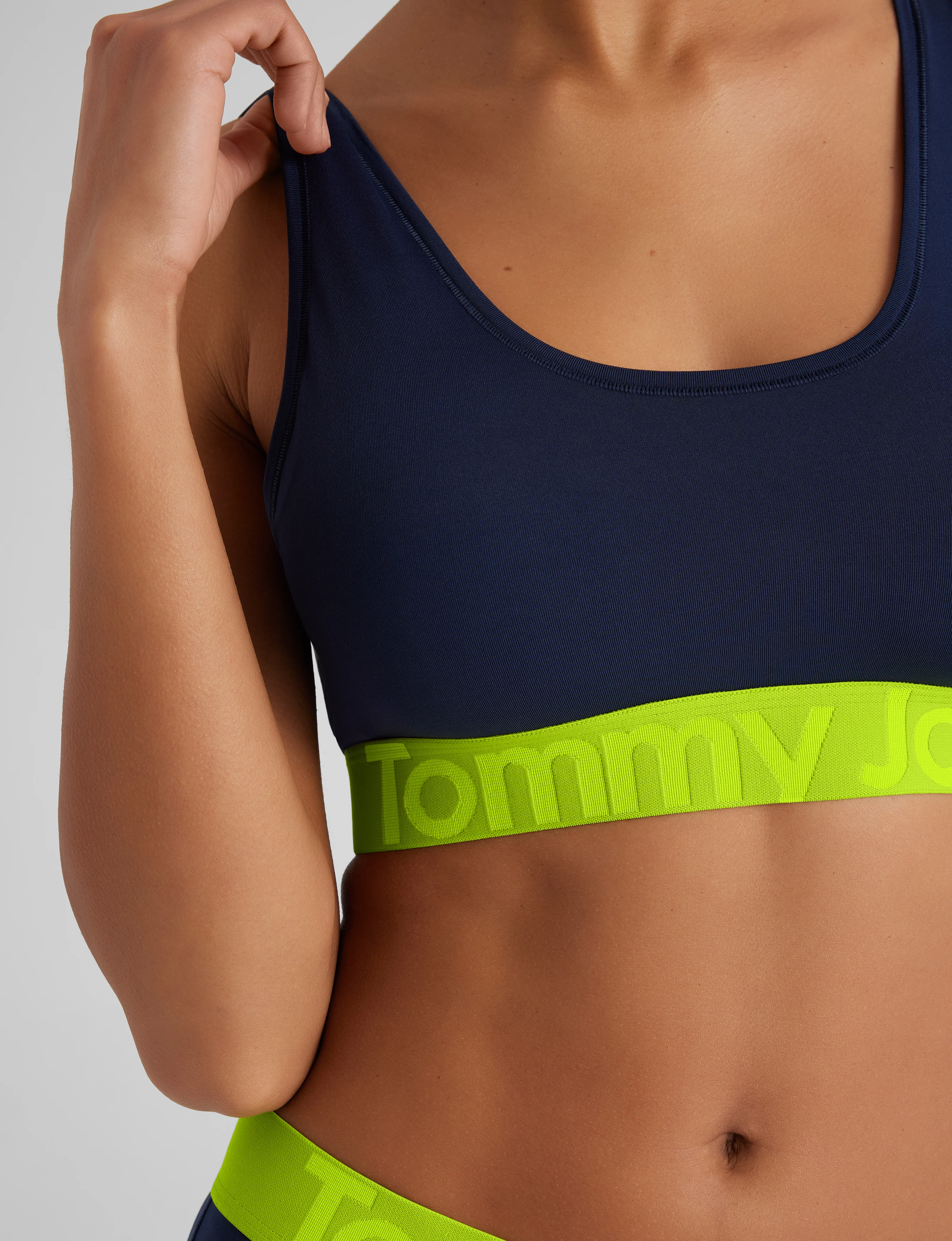 360 Sport Scoop Bralette - Image 6