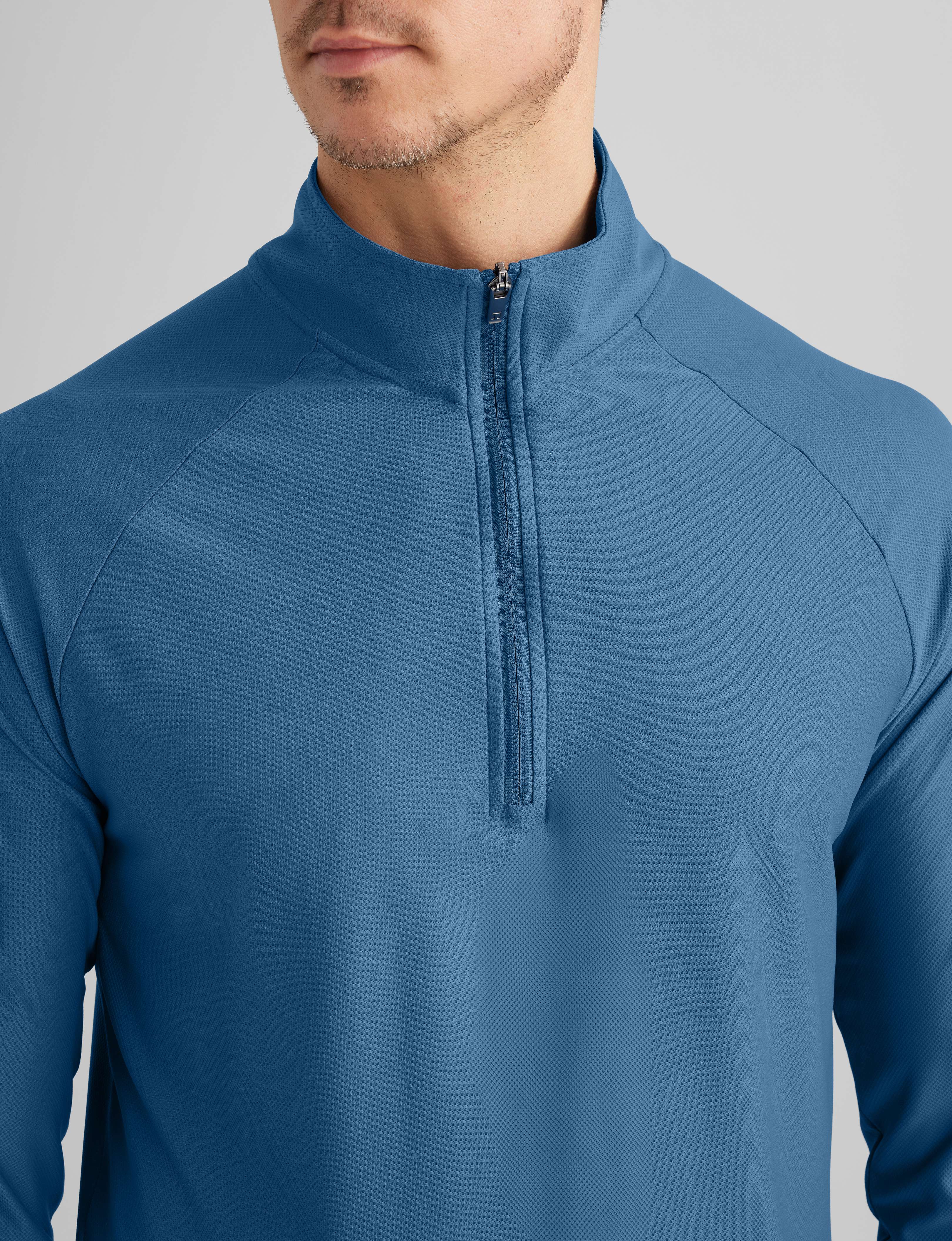 Active Mesh Quarter Zip - Image 18