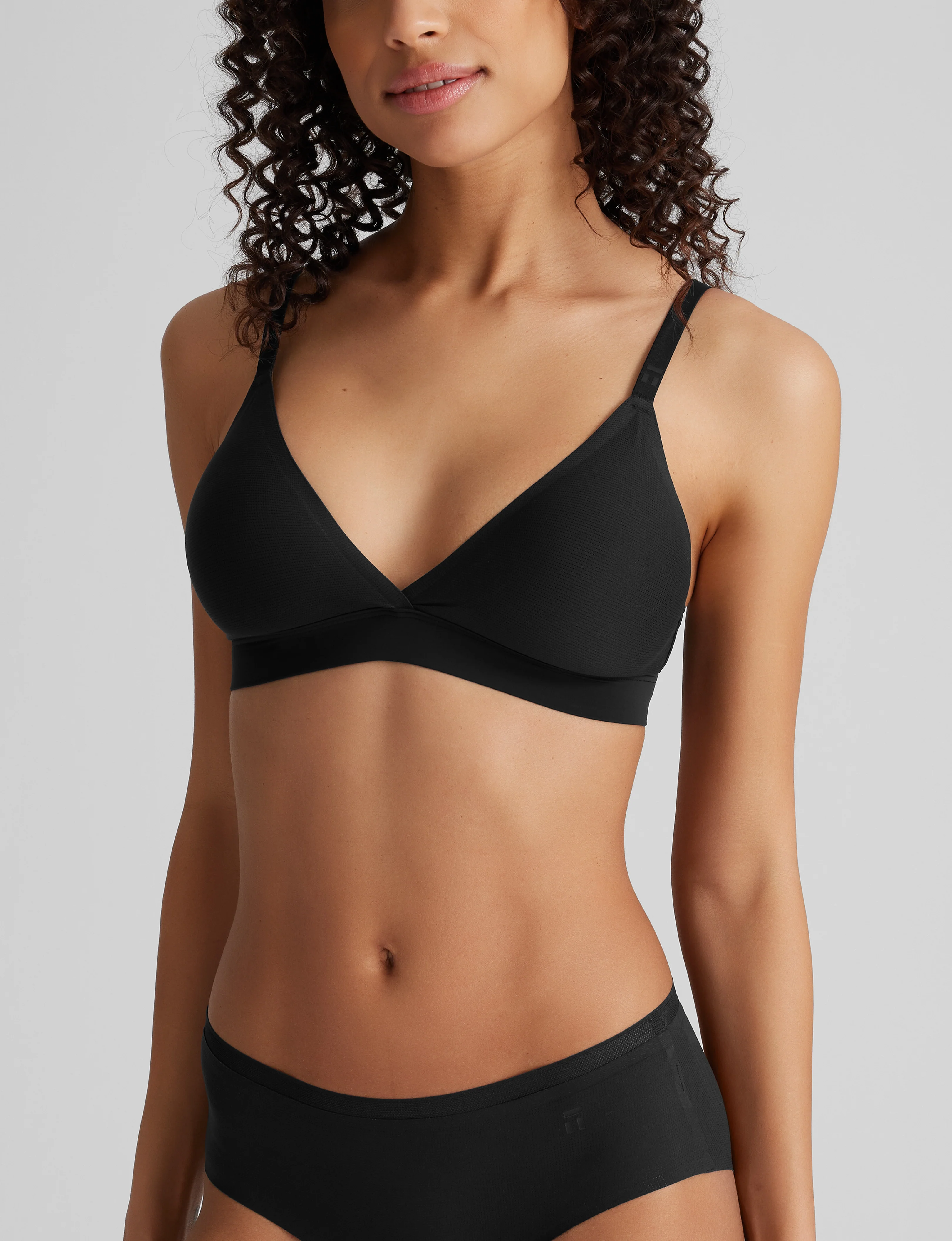 Air Triangle Bralette - Image 4
