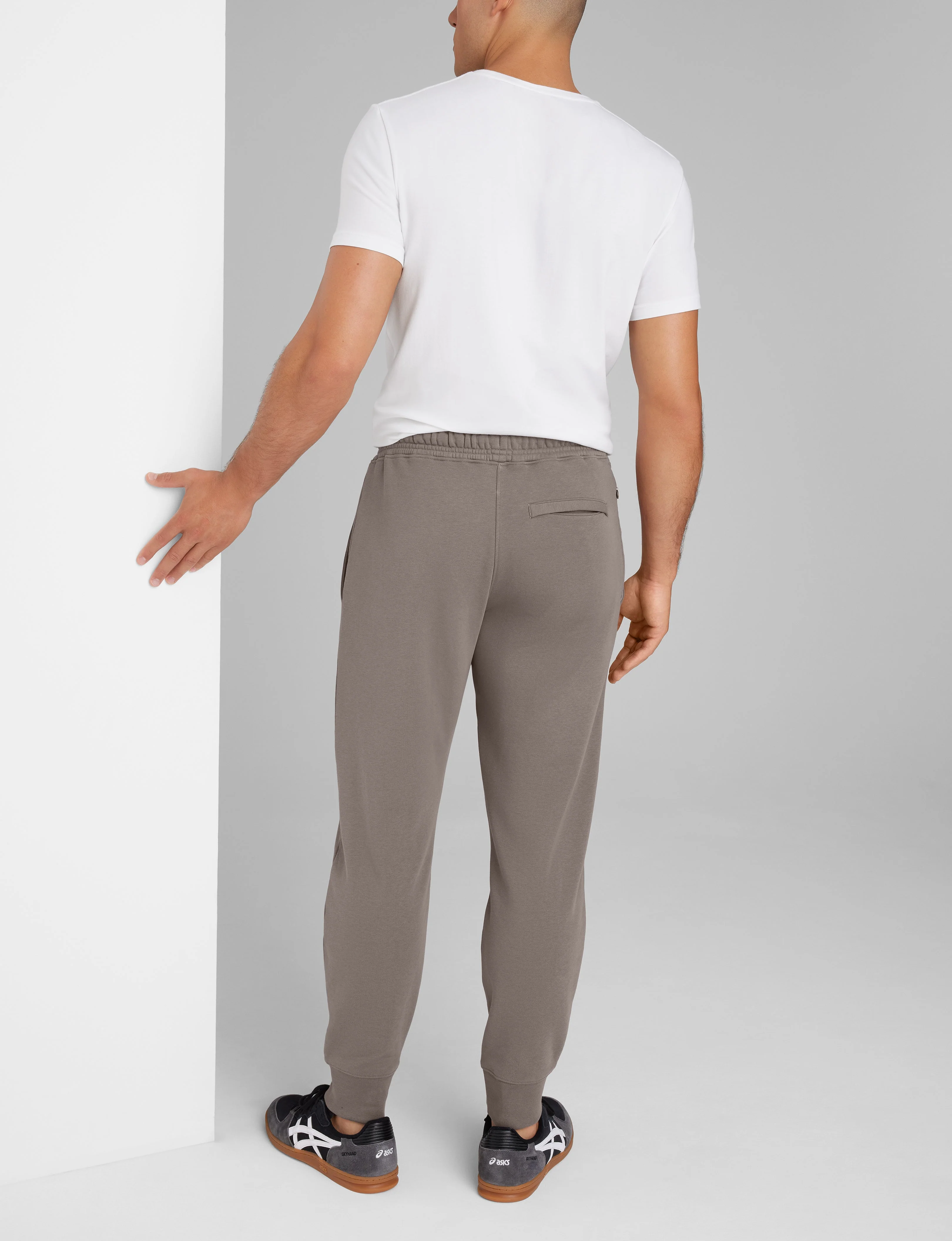 French Terry Jogger - Image 30