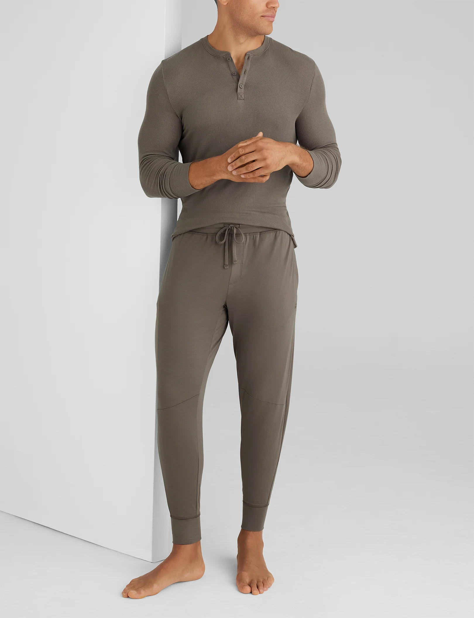 Downtime Jogger - Image 24