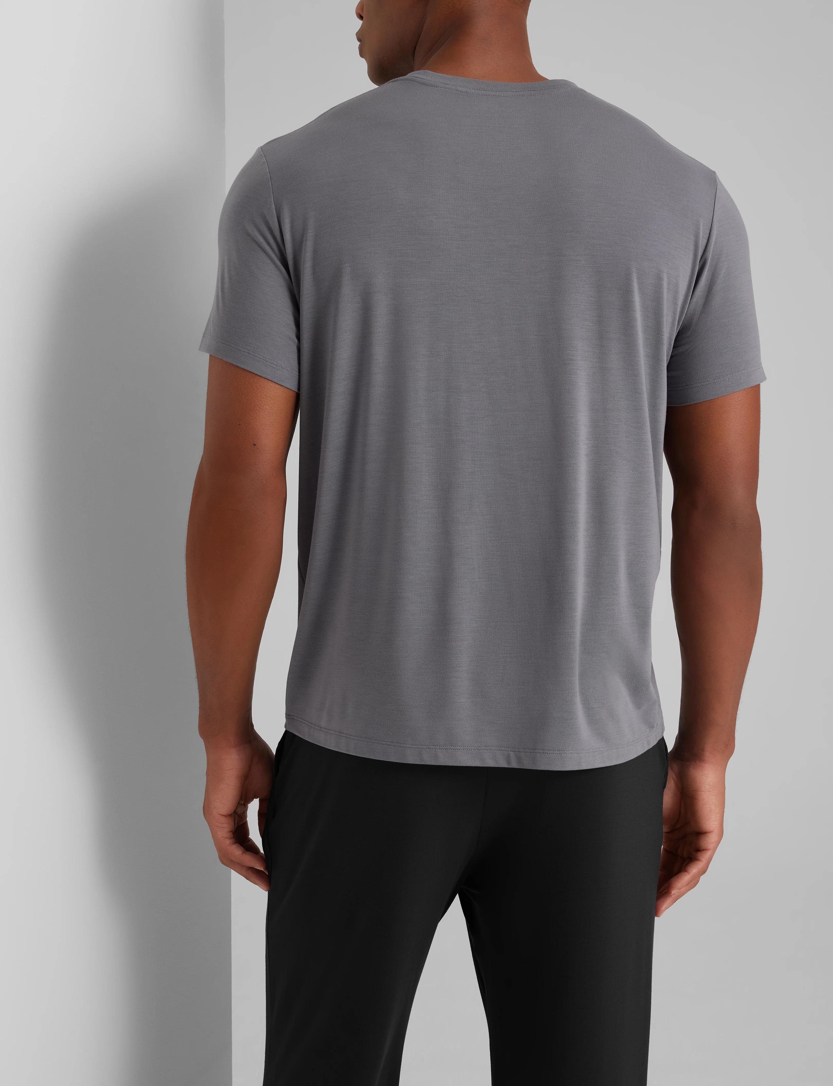 Second Skin Sleep Pocket Tee - Image 24