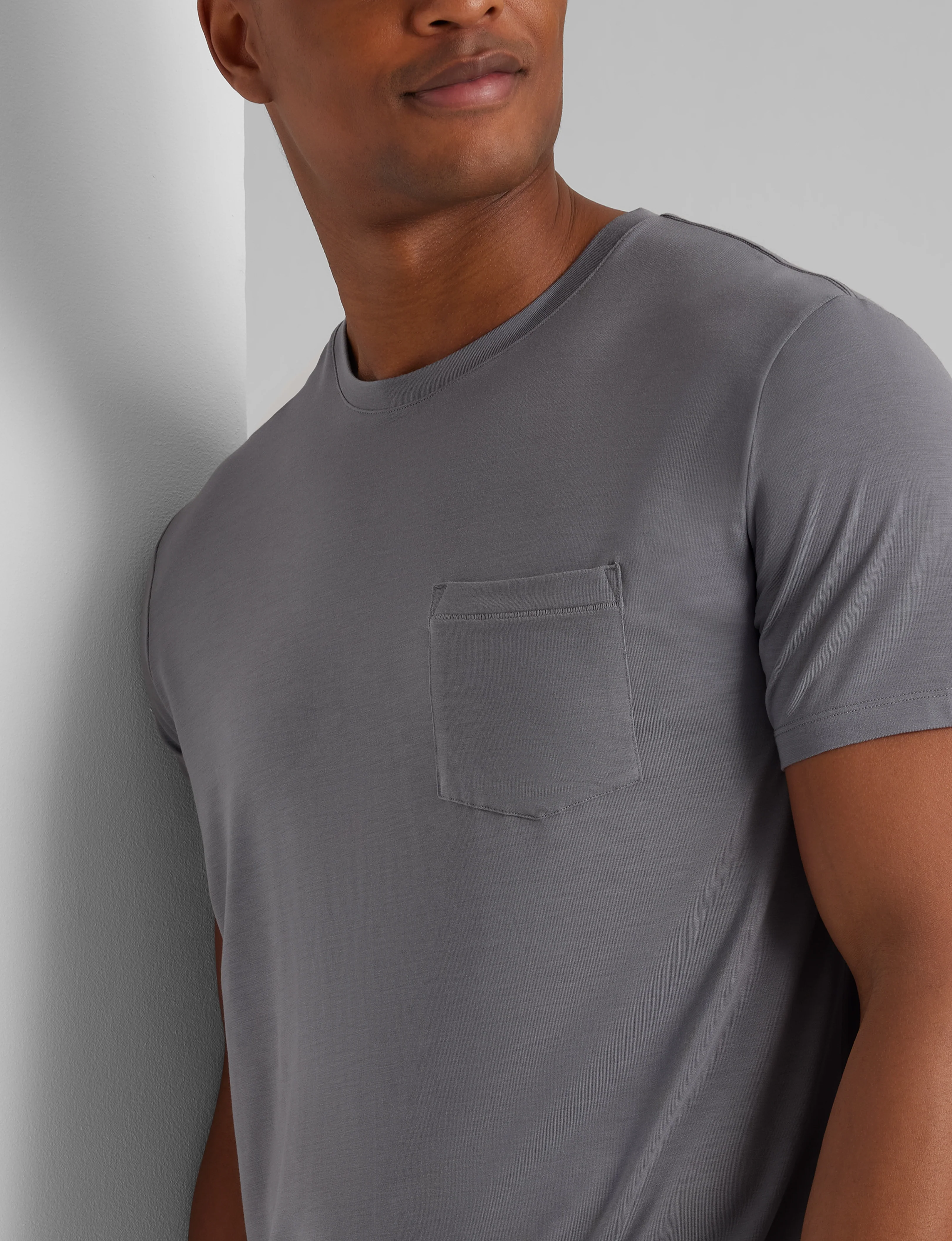Second Skin Sleep Pocket Tee - Image 25