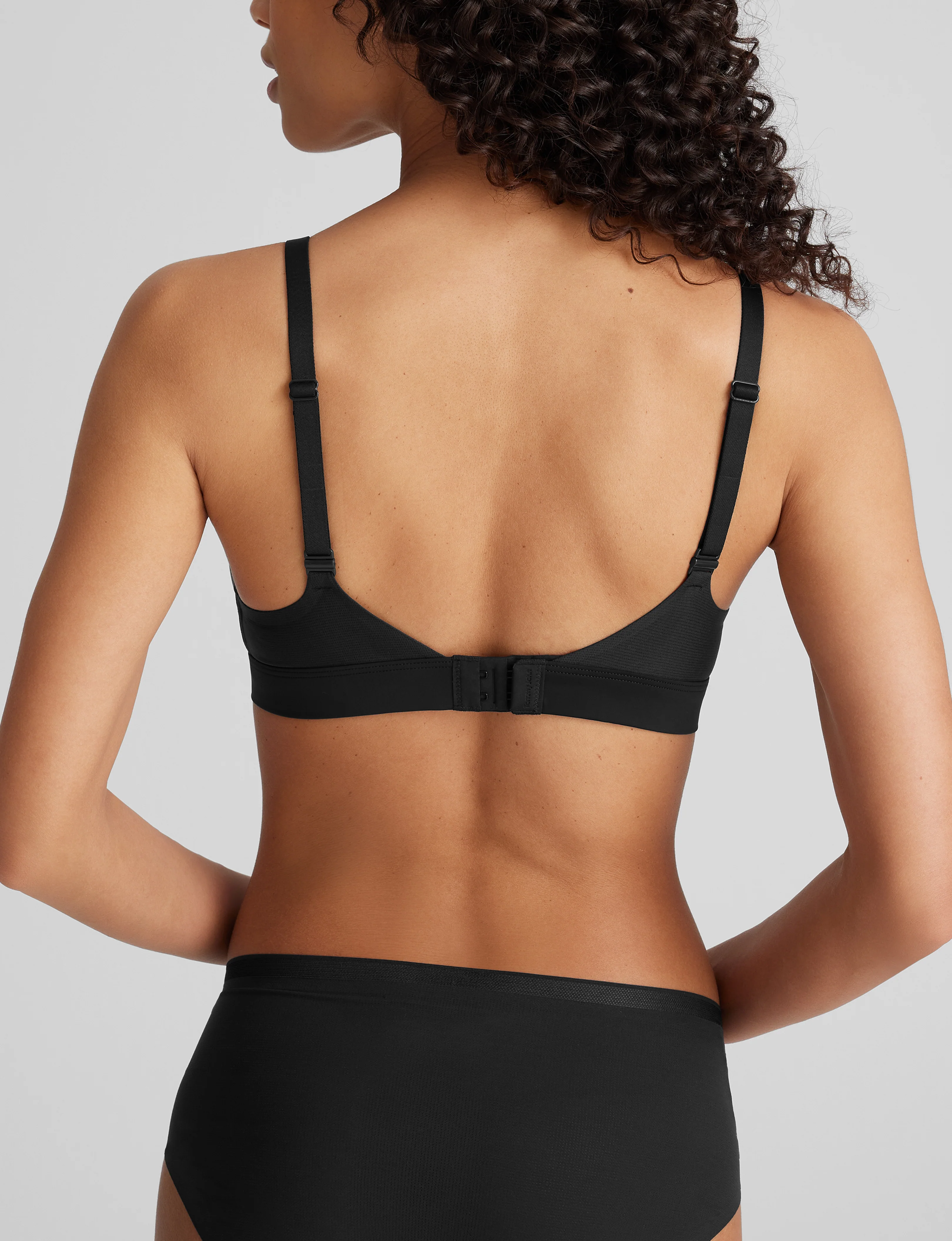 Air Plunge Bra and Air Triangle Bralette Set (2-Pack) - Image 9