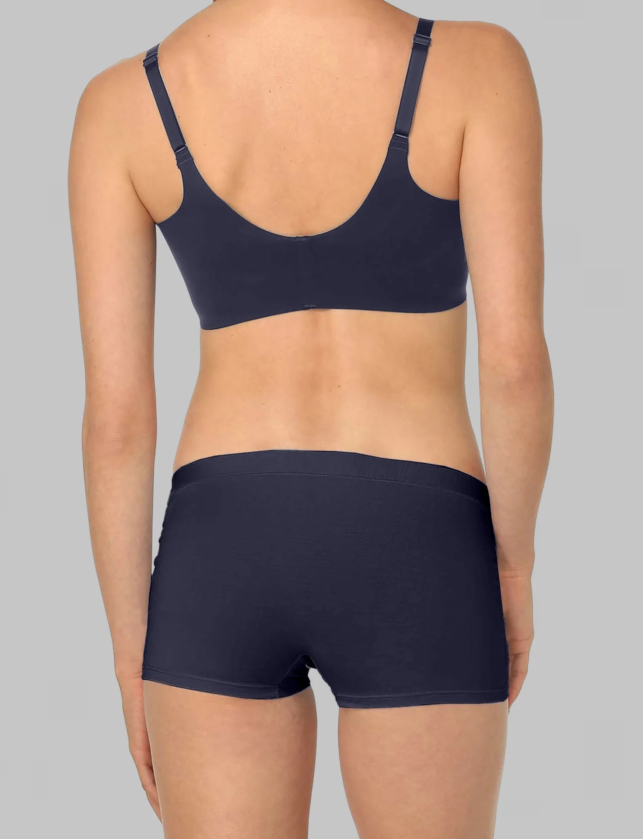 Comfort Smoothing Bralette - Image 15